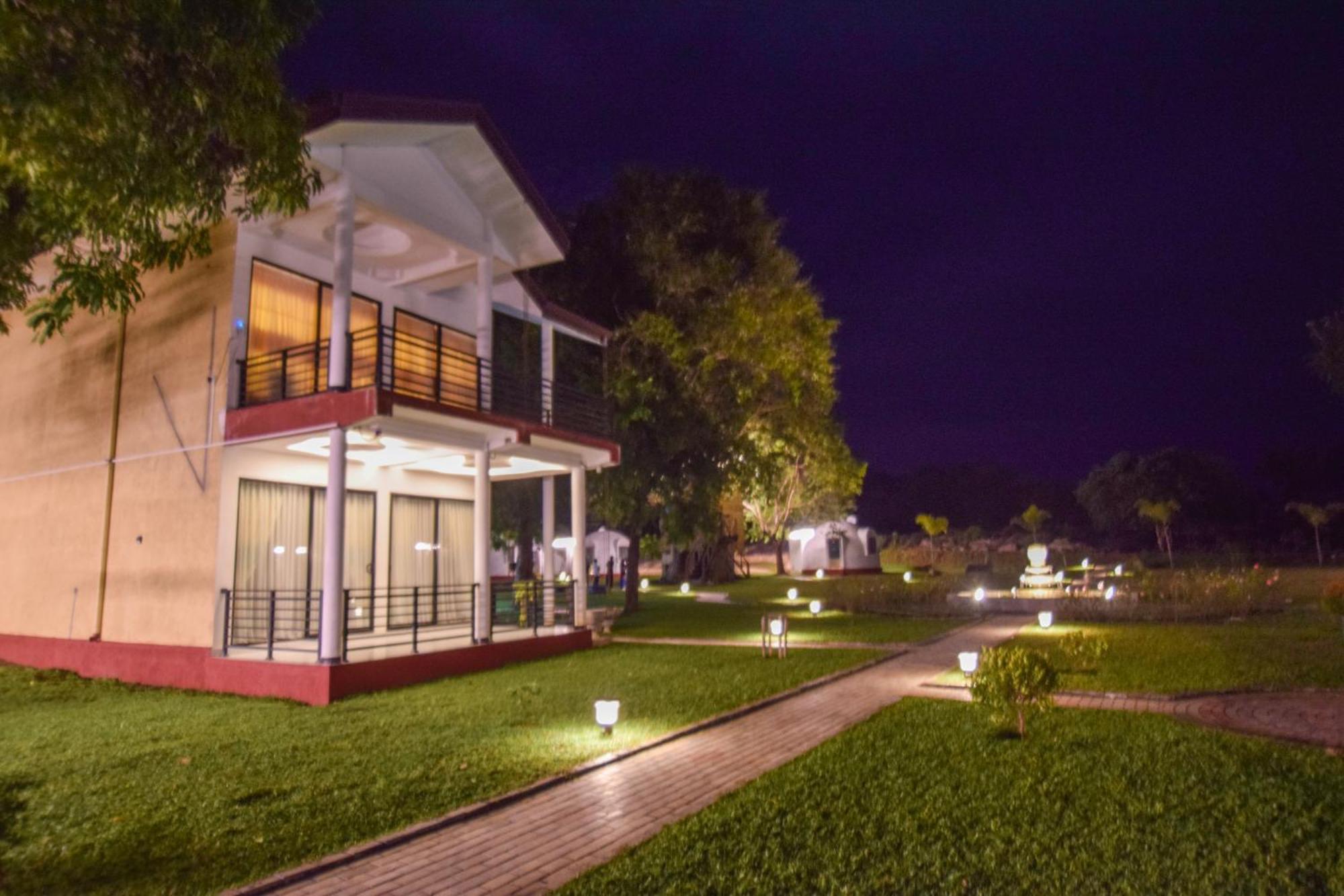 The Lion Kingdom Sigiriya Hotel Luaran gambar